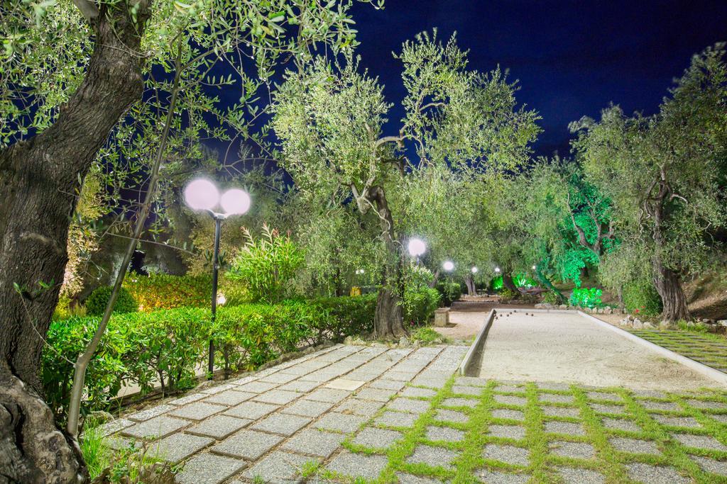 Residence Valleverde В'єсте Екстер'єр фото